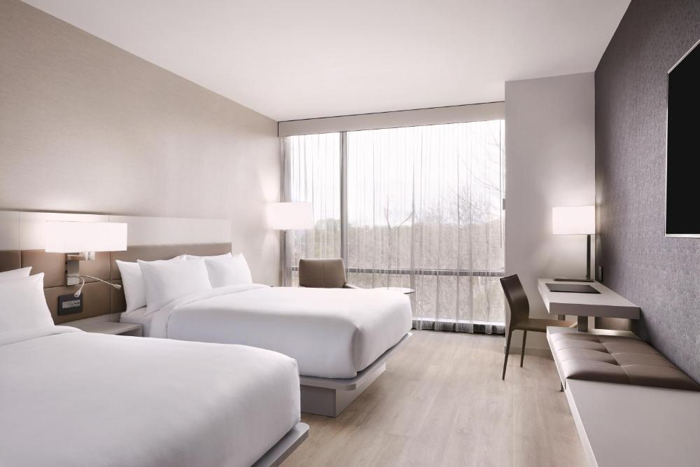 Guest room, 2 Queen interior